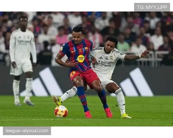 皇马中场断层问题显现，残阵能否维持控场能力面临考验